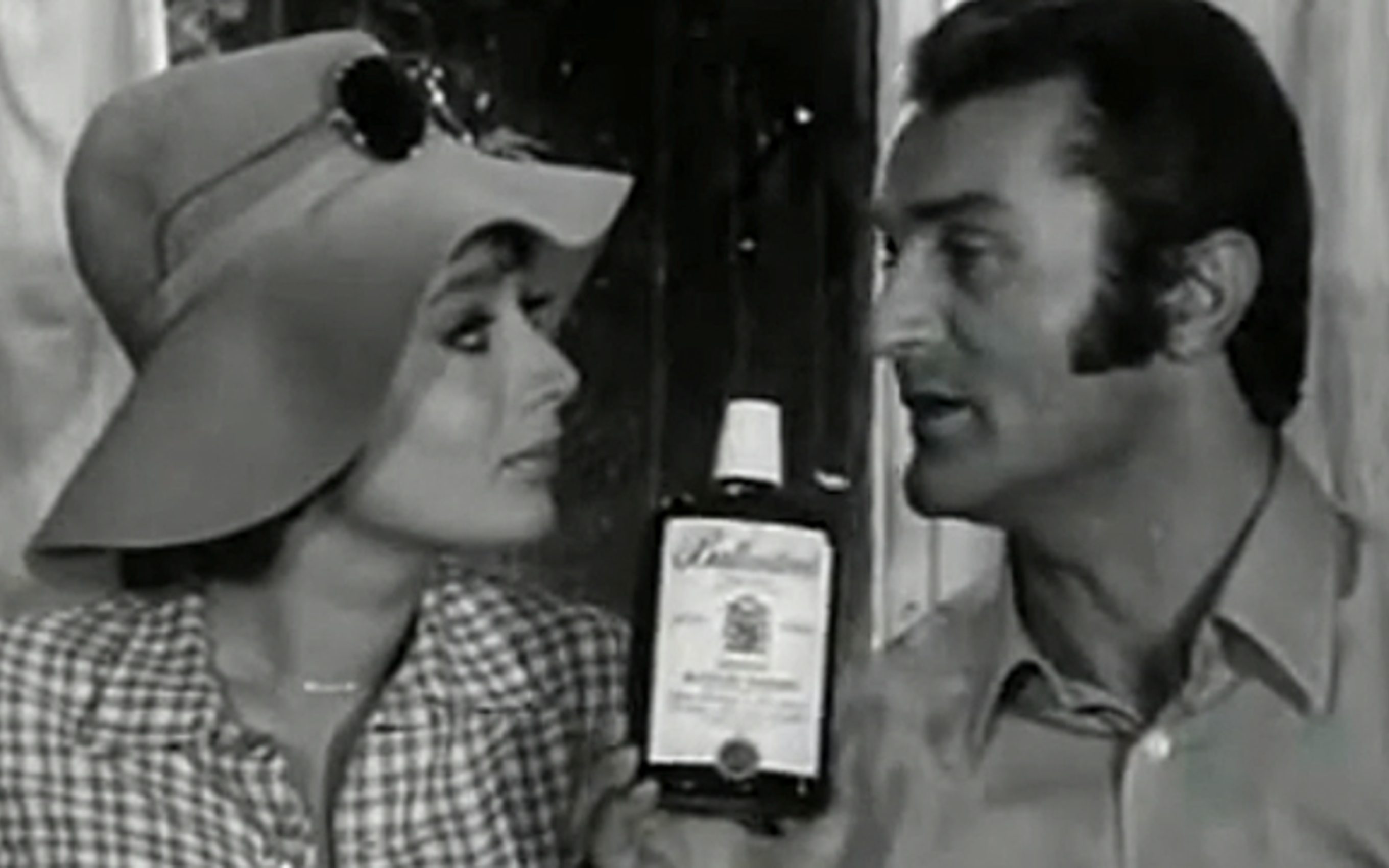 Fajny rebranding Ballantine's