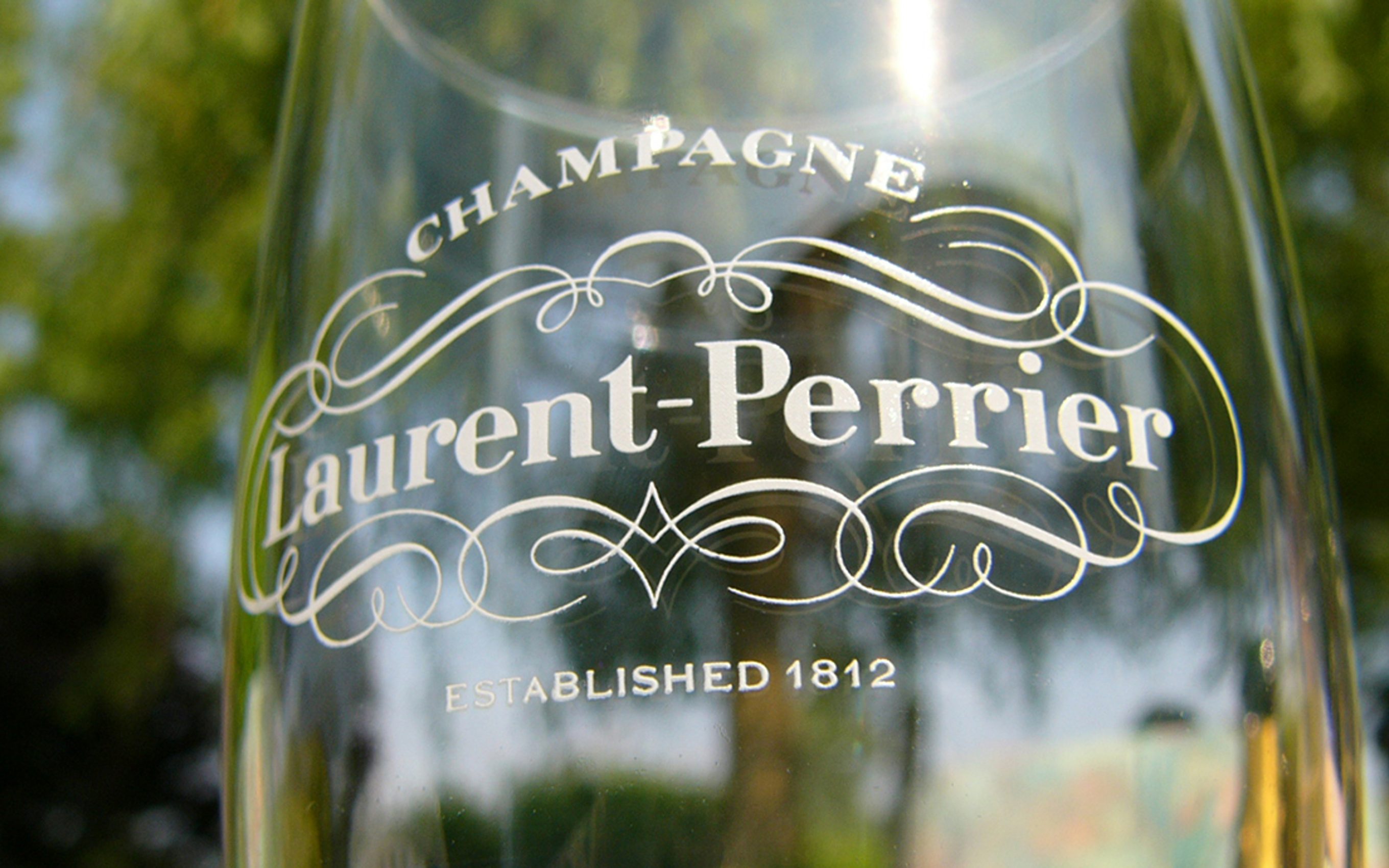 O pogardzie do kasjerek i budowlańców