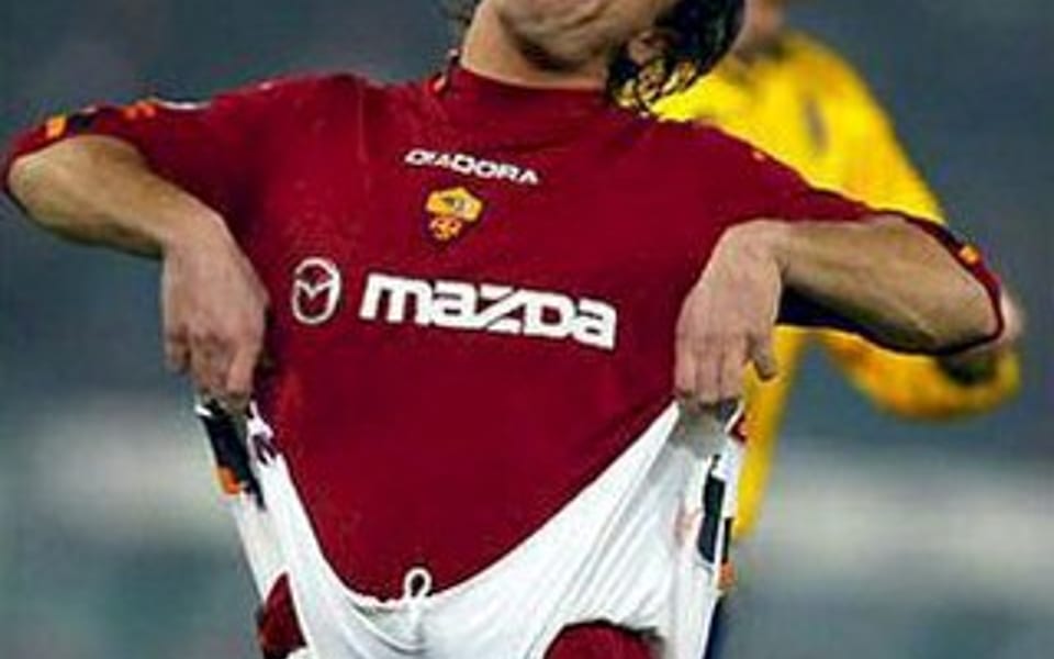 Mecze bez bramek, termometr i Facebook