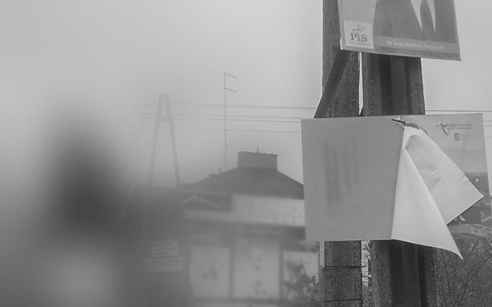 Przedwyborczy nielegal na latarniach