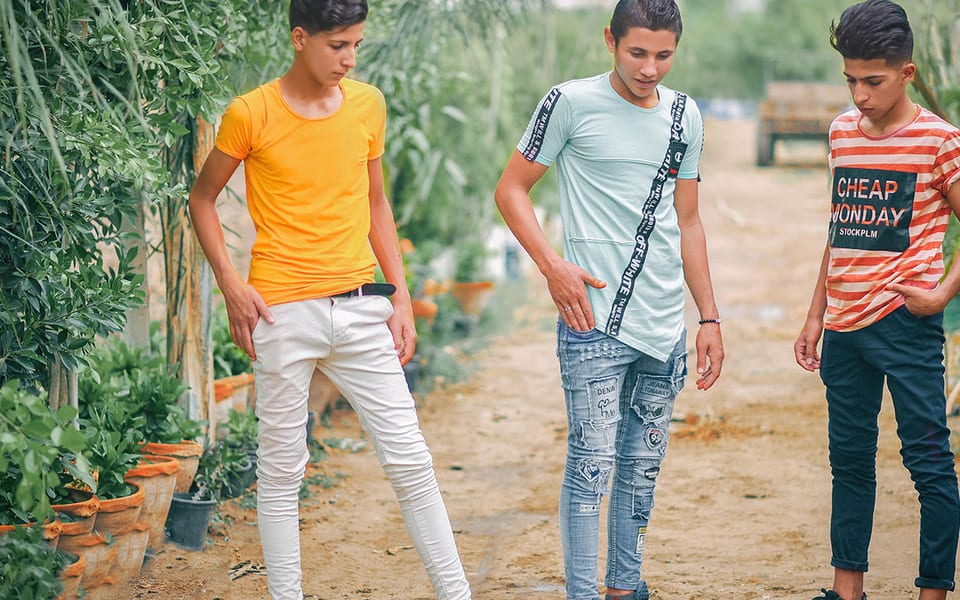 Prawdziwi twardziele i cioty w rurkach